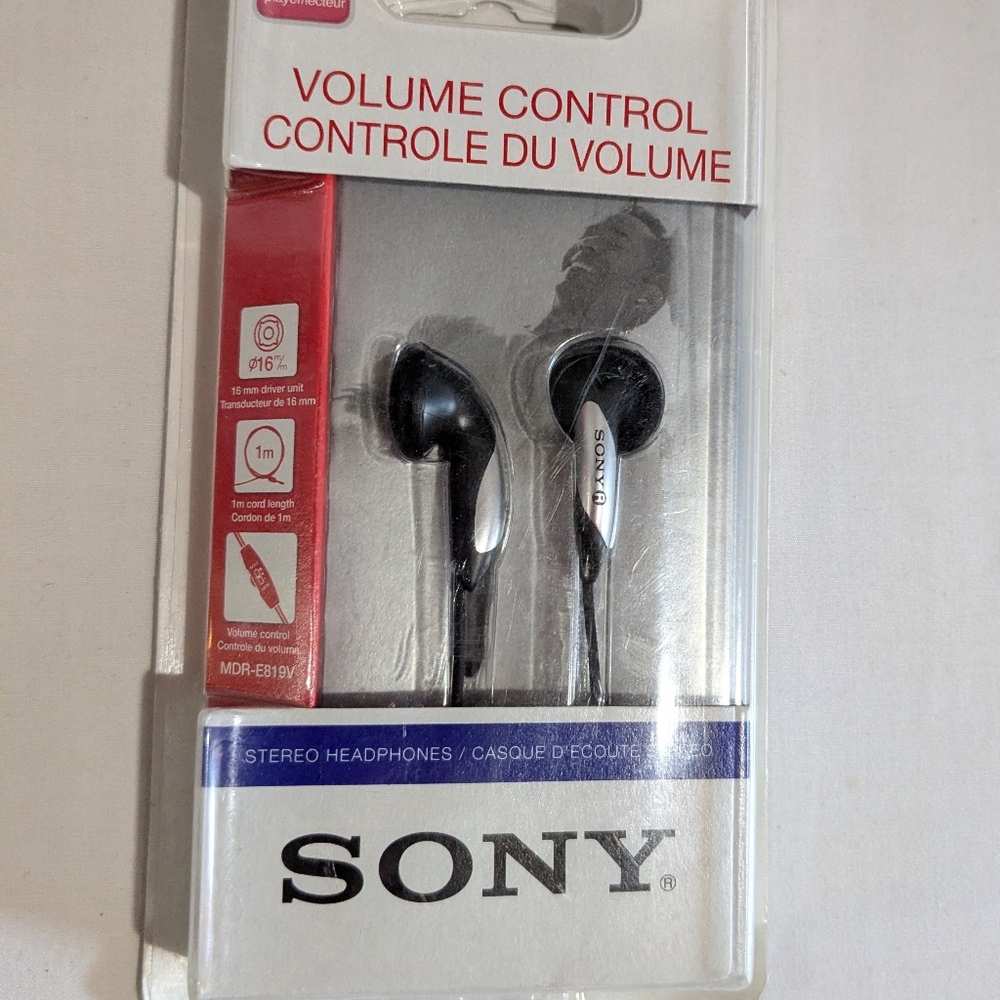 VTG Sony Stereo Headphones With Volume Control & Earbuds MDR-E819V Sealed 2007